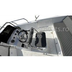 BestBoats New Star 500 Barca cu Consola Centrala Open 5.0 m pescuit  si agrement de fibra cu motor nescufundabila autodrenanta